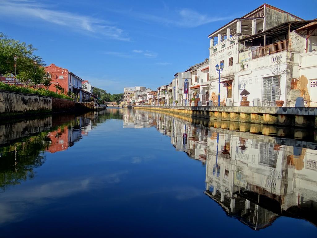 Hallmark Crown Hotel Malacca Kültér fotó