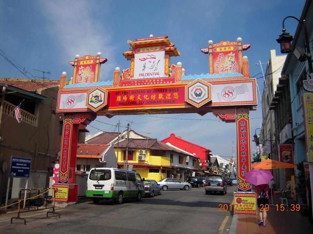 Hallmark Crown Hotel Malacca Kültér fotó